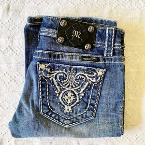 NWOT Miss Me Embroidered Boot Cut Jeans 27